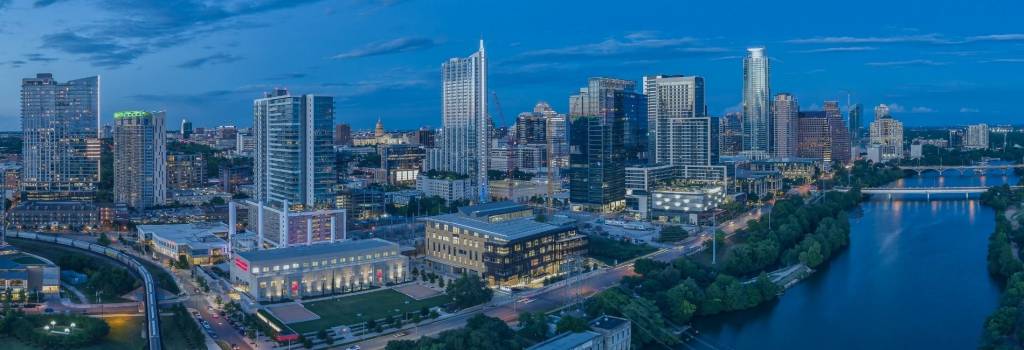 10 Hotels with Park Stay Fly Packages Near AUS Airport