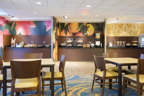 Fairfield Inn & Suites by Marriott Tampa Westshore/Airport , FL 33607 near Tampa International Airport View Point 14