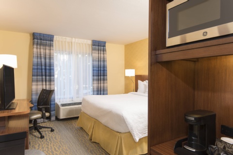 Fairfield Inn & Suites by Marriott Tampa Westshore/Airport , FL 33607 near Tampa International Airport View Point 23